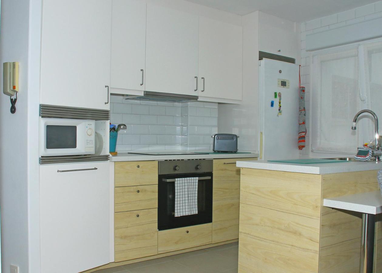 Apartamento R Y C Avilés Exterior foto
